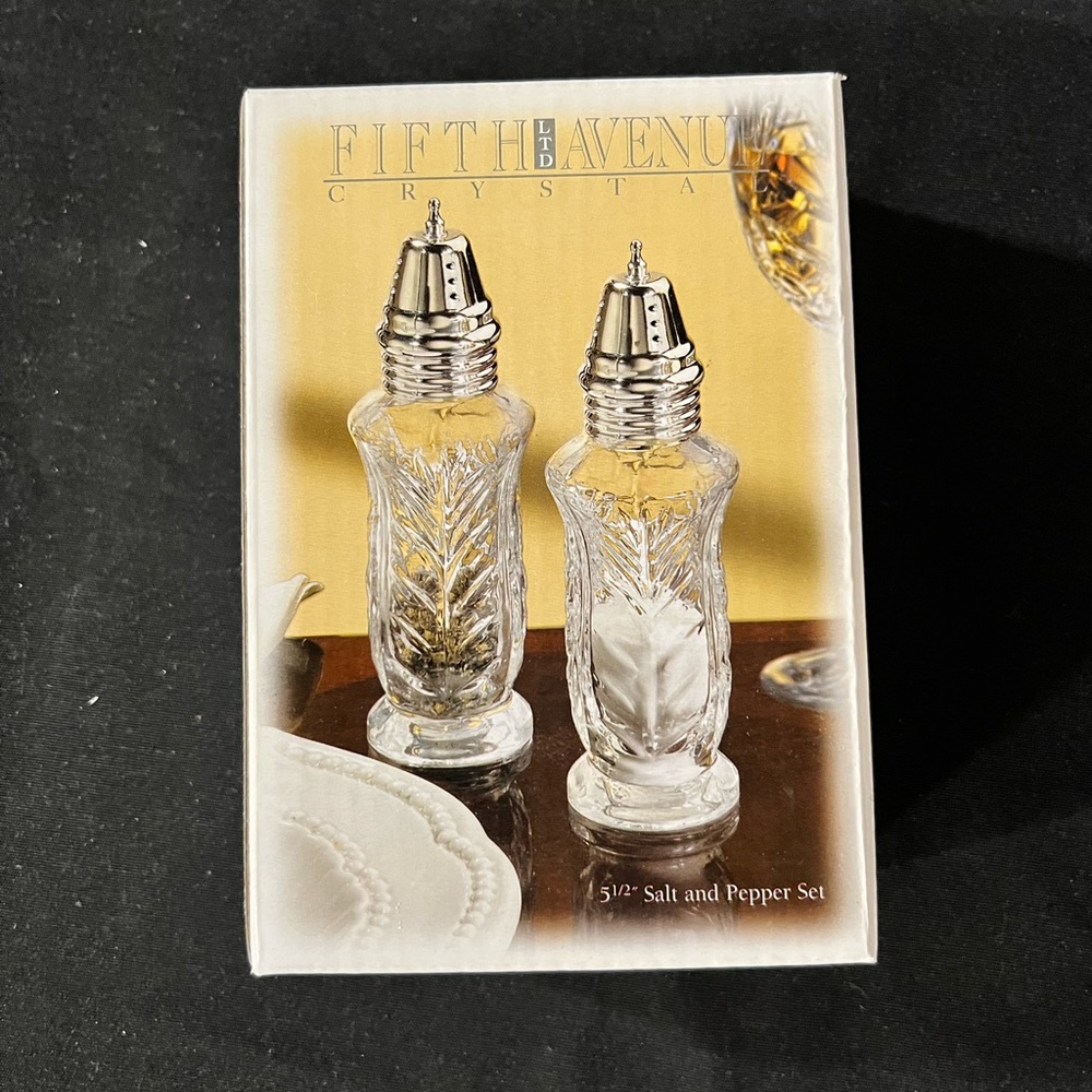 NWOT Fifth Avenue Portico Crystal Salt & Pepper Shakers